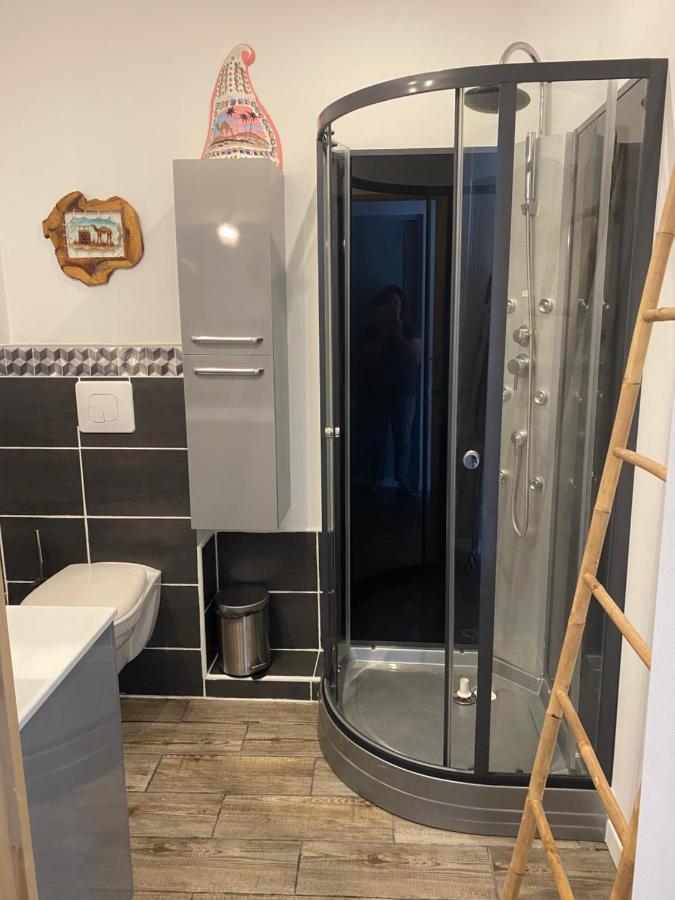 Ravissant Pied A Terre Pour Deux. Villa Gourin Dış mekan fotoğraf